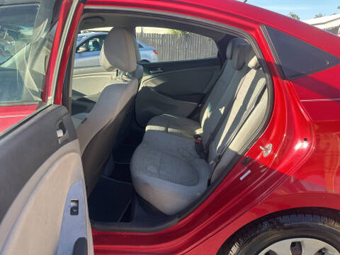 2015 Hyundai Accent GLS