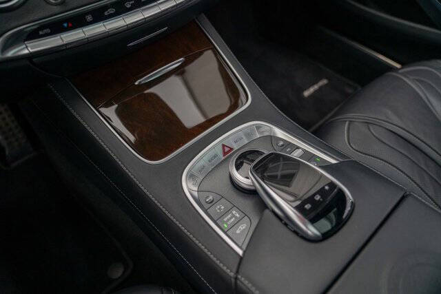 2016 Mercedes-Benz S-Class 27