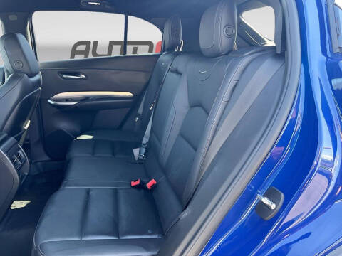 2022 Cadillac XT4 Premium Luxury