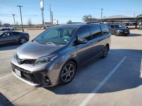 2018 Toyota Sienna for sale at Jerry's Buick GMC in Weatherford TX