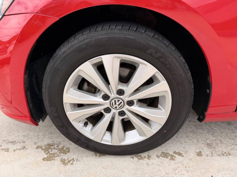 2019 Volkswagen Golf