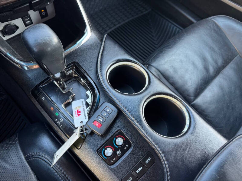 2014 Toyota Avalon Limited