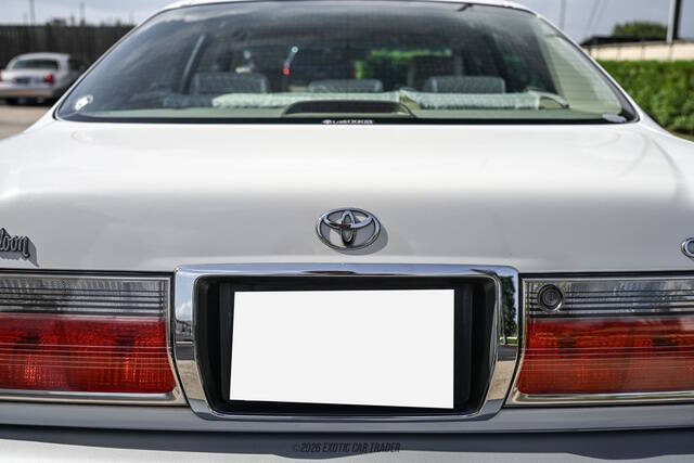 2000 Toyota Crown