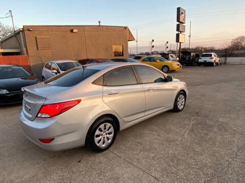 2015 Hyundai Accent GLS