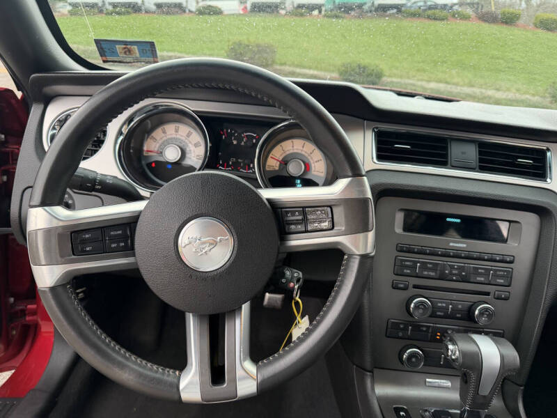 2010 Ford Mustang V6 Premium