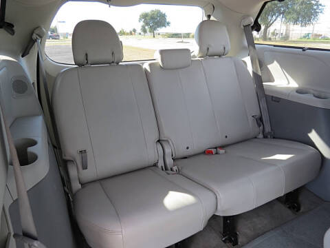 2012 Toyota Sienna