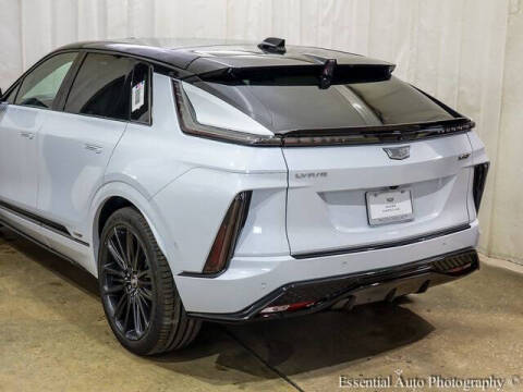 2026 Cadillac LYRIQ-V Premium