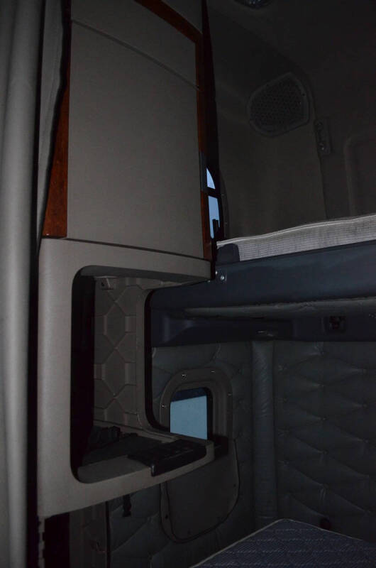 2015 Freightliner Cascadia