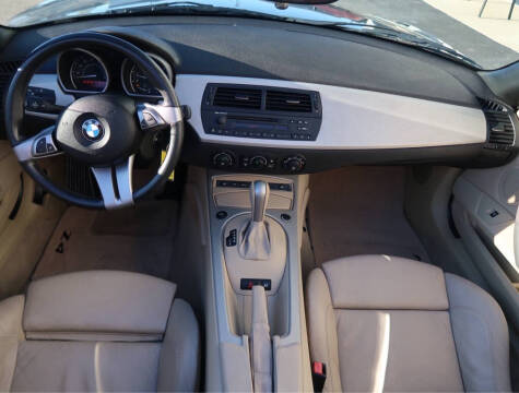 2005 BMW Z4 3.0i