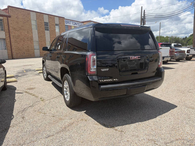 2020 GMC Yukon XL SLT