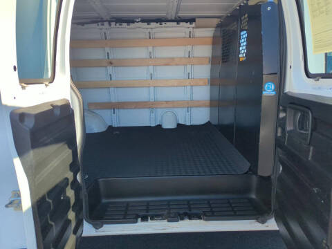 2024 Chevrolet Express 2500