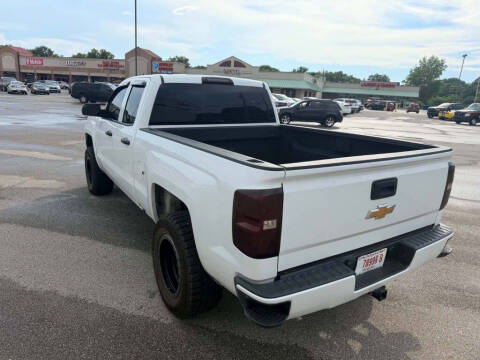 2018 Chevrolet Silverado 1500 Custom