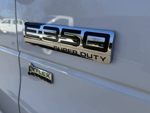 2016 Ford E-Series E-350 SD