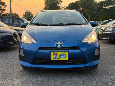 2014 Toyota Prius c Two