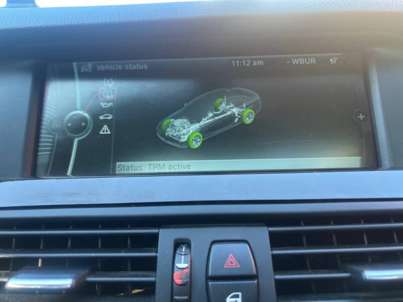 2011 BMW 5 Series 528i