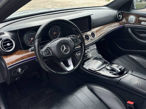 2017 Mercedes-Benz E-Class E 300 4MATIC