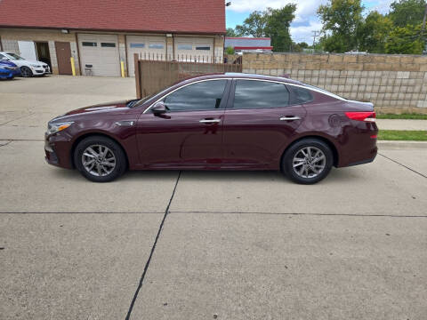 2020 Kia Optima LX