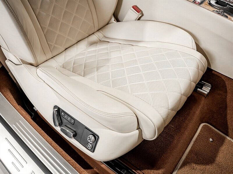 2016 Bentley Continental 28