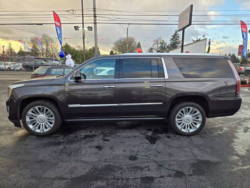 2017 Cadillac Escalade ESV Platinum