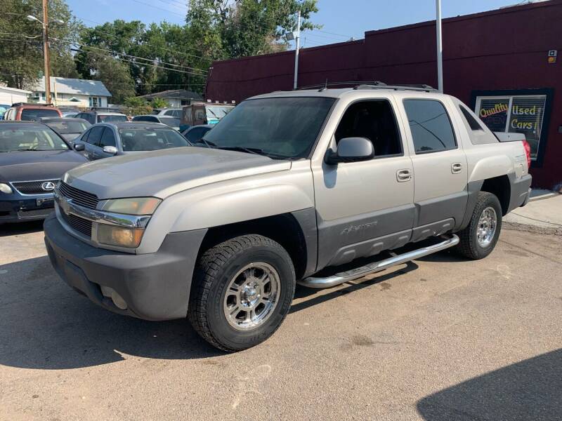 2004 Chevrolet Avalanche for sale at B Quality Auto Check in Englewood CO