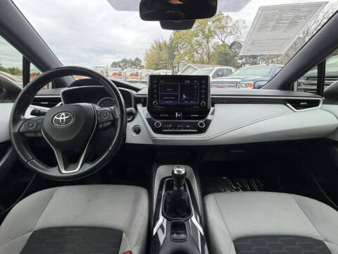 2020 Toyota Corolla Hatchback SE