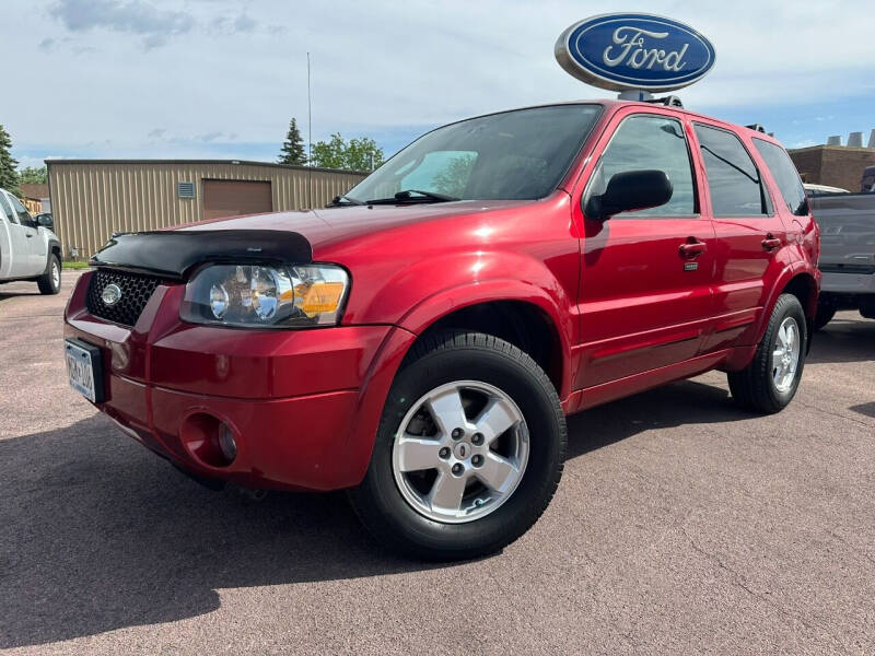 Used 2006 Ford Escape Limited with VIN 1FMYU94146KD13155 for sale in Windom, Minnesota