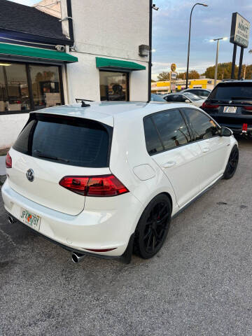 2017 Volkswagen Golf GTI