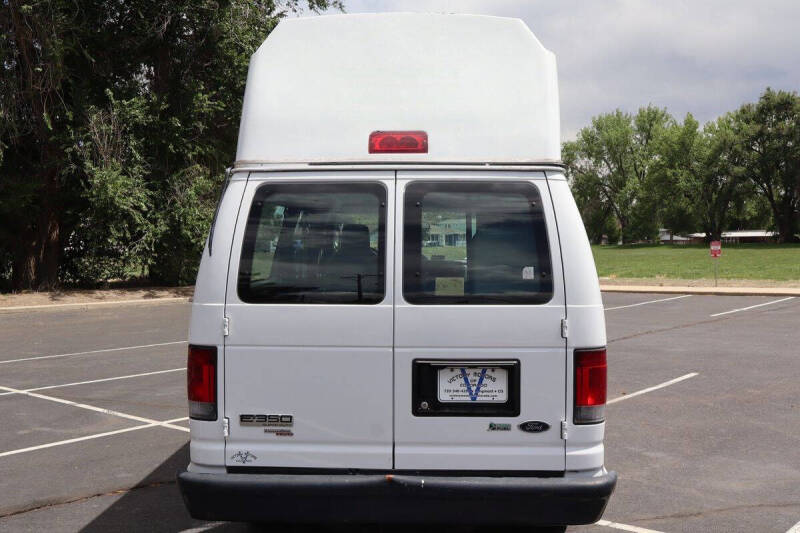 2012 Ford E-Series E-350 SD