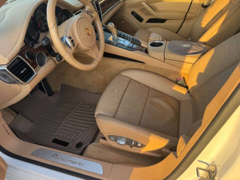 2012 Porsche Panamera
