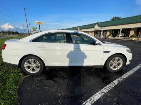 2014 Ford Taurus SEL