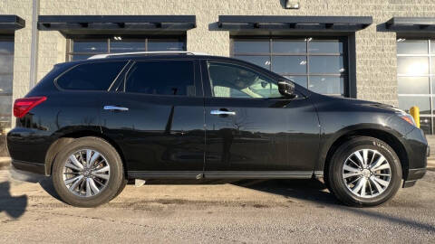 2019 Nissan Pathfinder SL