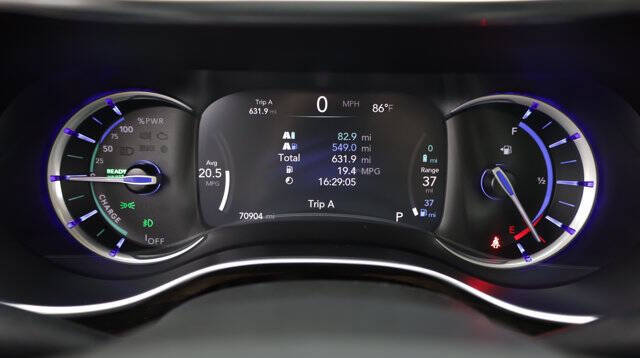 2023 Chrysler Pacifica Plug-In Hybrid Limited