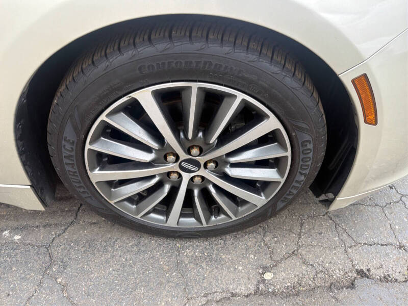 2017 Lincoln MKZ Premiere