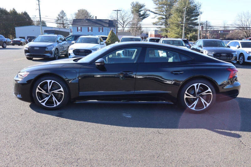 2023 Audi e-tron GT quattro Premium Plus