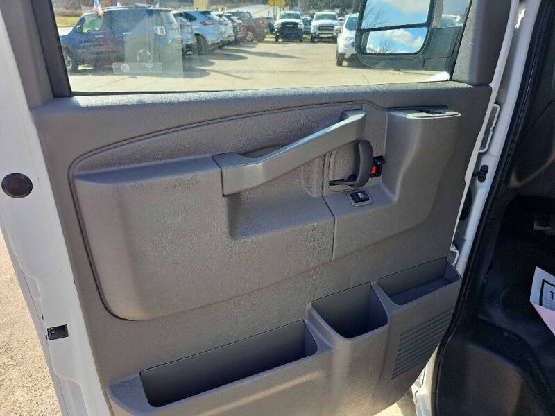 2019 Chevrolet Express 2500