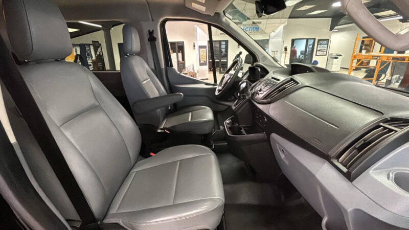 2019 Ford Transit