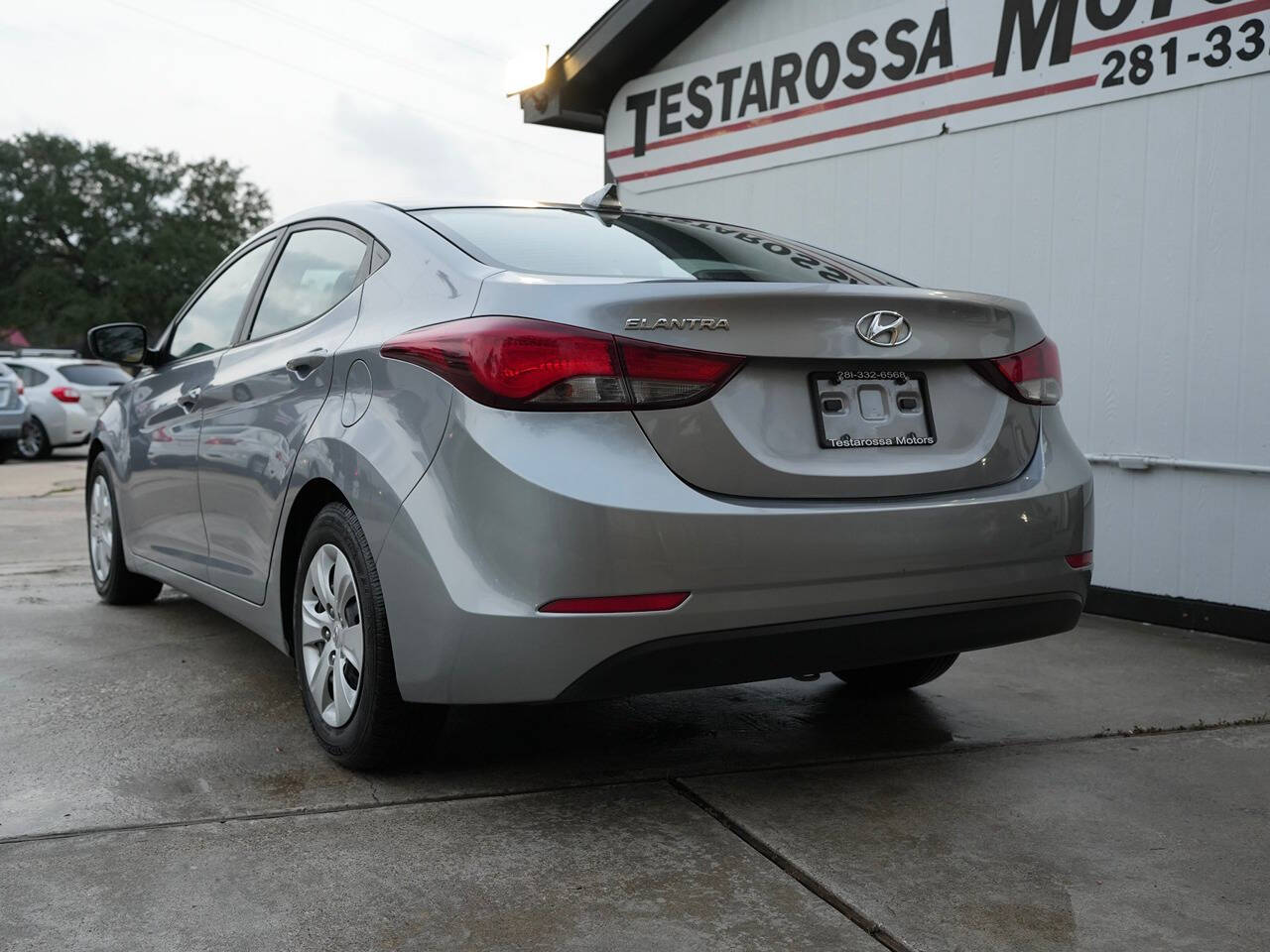 2016 Hyundai ELANTRA for sale at Testarossa Motors in League City, TX