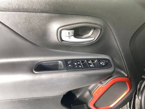 2022 Jeep Renegade Trailhawk