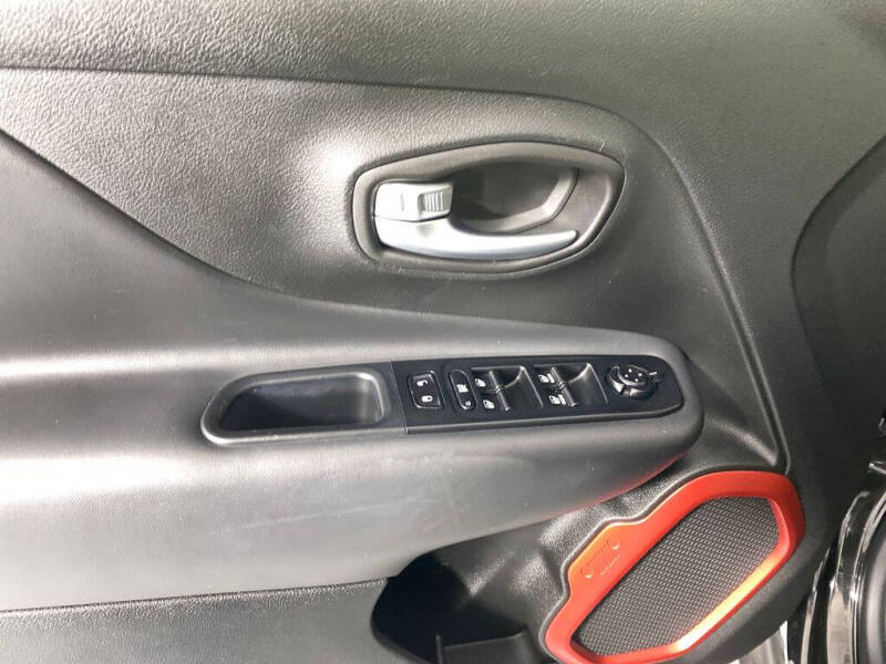 2022 Jeep Renegade Trailhawk