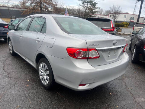 2013 Toyota Corolla LE