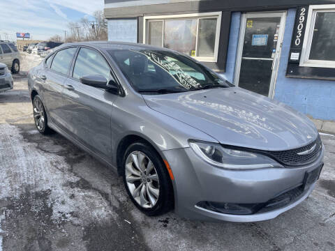 2016 Chrysler 200 S