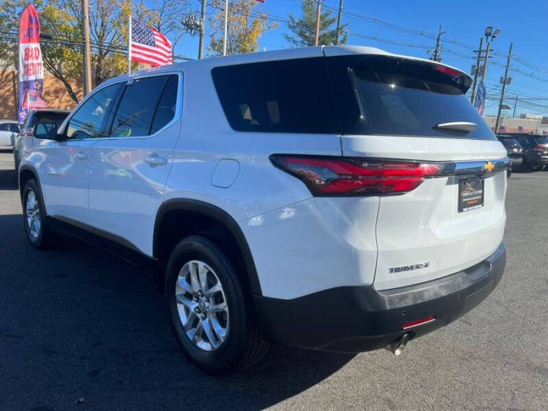 2022 Chevrolet Traverse LS