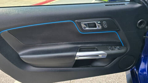 2016 Ford Mustang V6