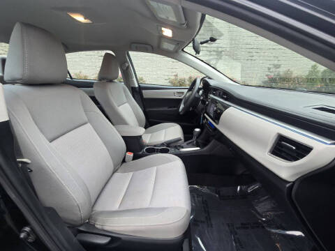 2015 Toyota Corolla LE