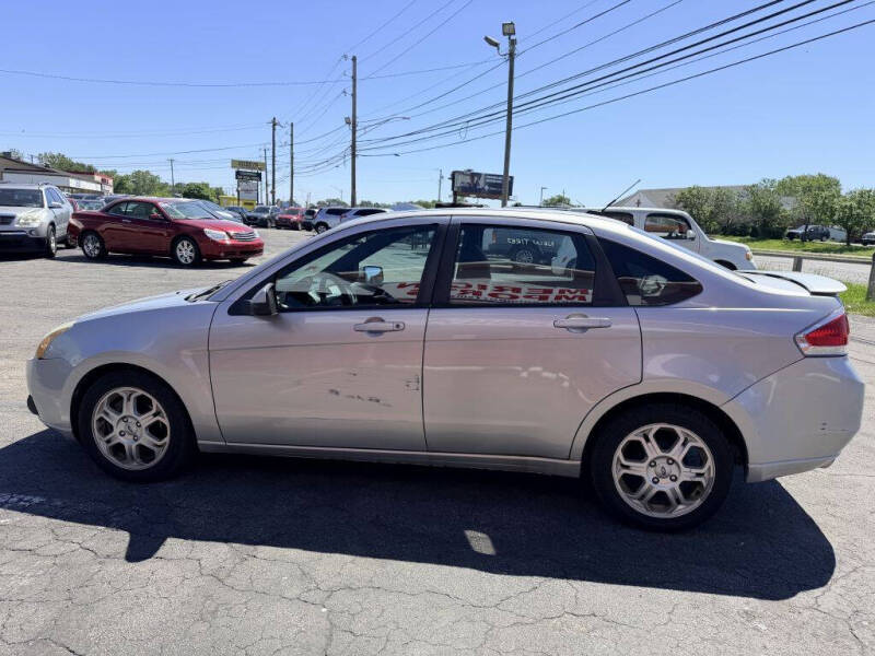 2009 Ford Focus SES