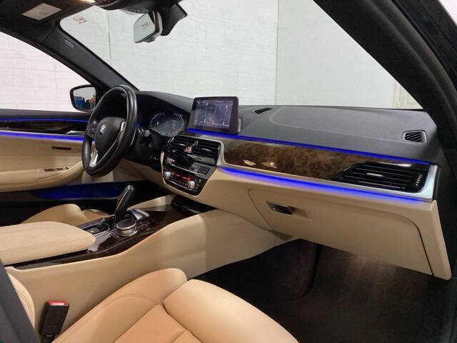 2020 BMW 5 Series 530i