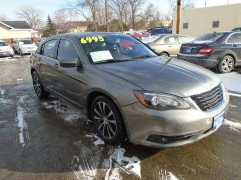 2012 Chrysler 200 for sale at DISCOVER AUTO SALES in Racine WI