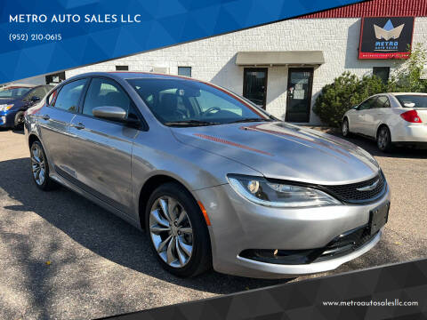 2016 Chrysler 200 for sale at METRO AUTO SALES LLC in Blaine MN