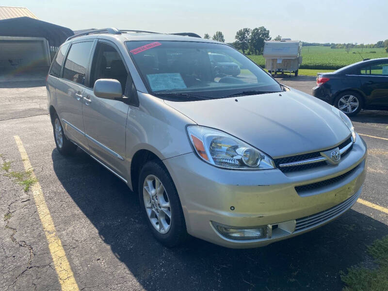 2004 Toyota Sienna for sale at UNION AUTO SALES in Evansville WI