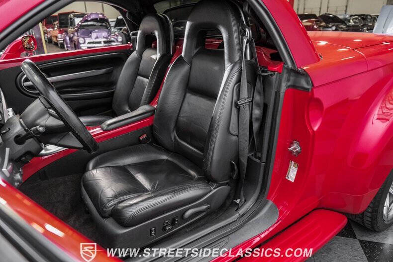 2003 Chevrolet SSR LS